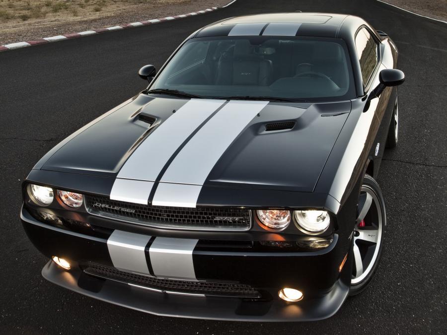  Dodge Challenger SRT8 392 2010 года  (фото 9 из 25)